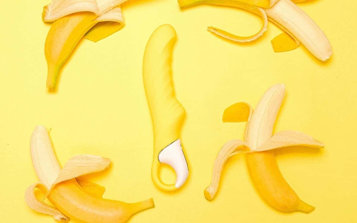 How to explain endometriosis to your partner 2